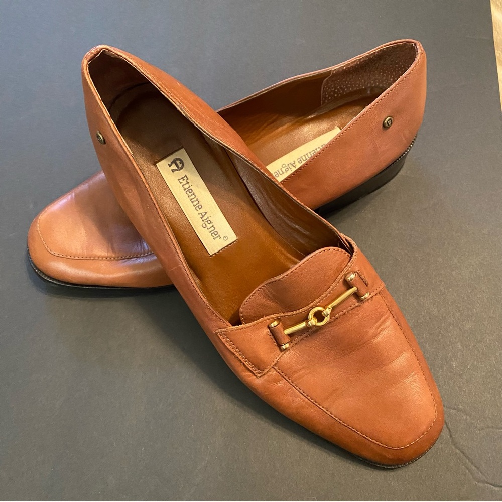 Etienne Aigner Tan Leather Flats with Gold Horsebit vintage